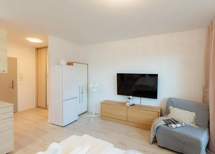 아파트 Airport With Balcony 브라티슬라바