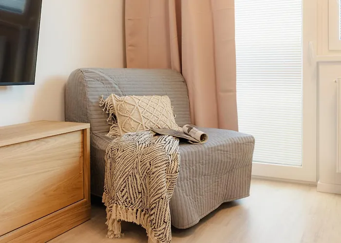 Airport With Balcony ברטיסלאבה